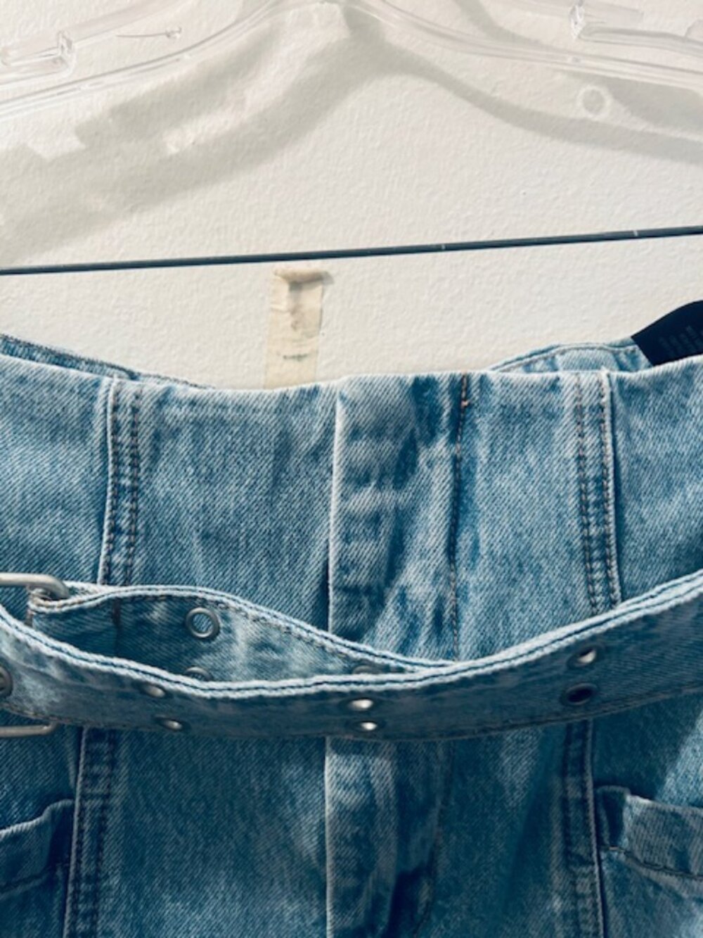 Blank NYC Women's Steal the Show Pant Denim Cargo Straight Leg Belt Jeans NEW - Picture 2 of 16